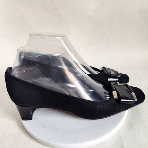 Stuart Weitzman Black Leather Sole Low Blocks Heels Size 6 M Mesh Pumps Buckles